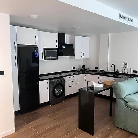 Kouohana * Fuengirola