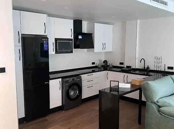 Kouohana * Fuengirola